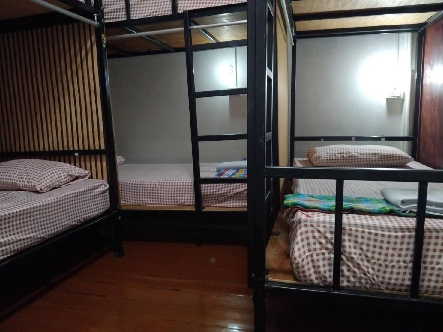 Amazing Khaosan Hostel Bangkok Esterno foto